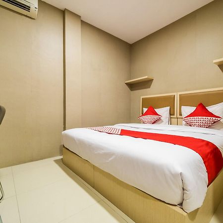 Oyo 279 Deli Homestay Medan Exterior foto